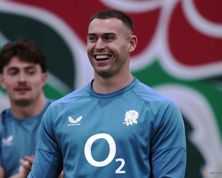 Feyi-Waboso to miss England's Six Nations opener as Roebuck steps in