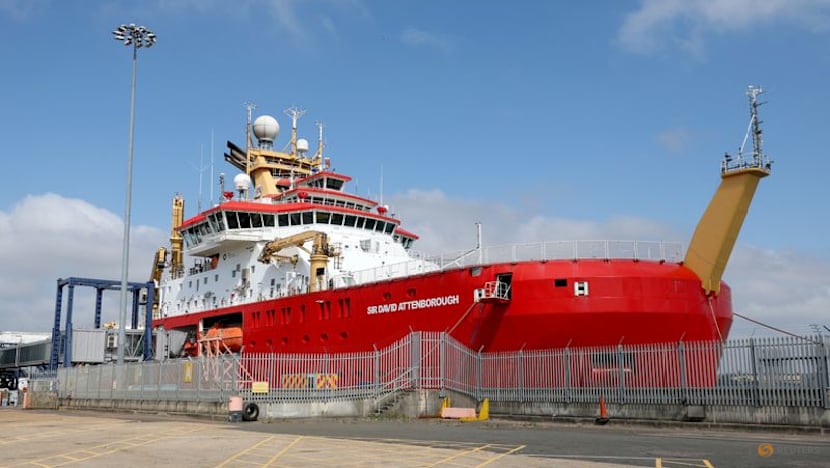 Scientists sail for Greenland to study glacier melt risk