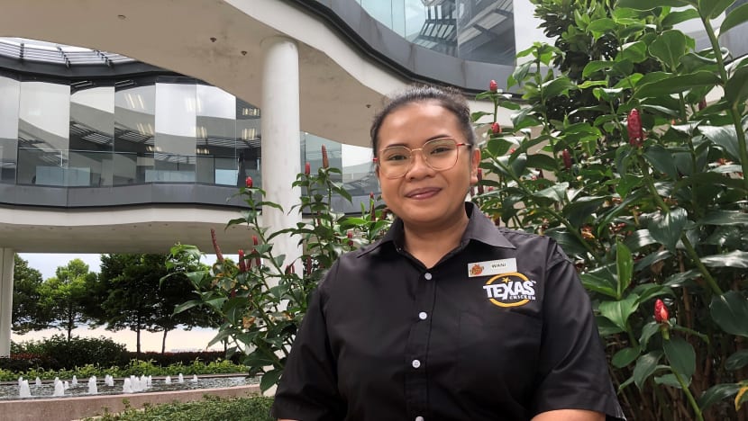 More than 9,200 jobs, traineeships on offer in food services sector