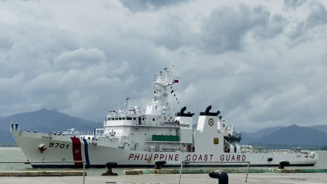 菲律宾将派遣替代舰艇 驻扎在南中国海争议水域