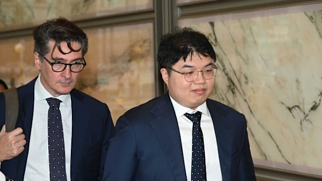 两部长起诉彭博社和记者诽谤案审讯 尚穆根揭露彭博社新闻室长时间筹划报道