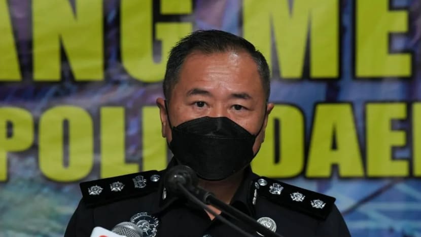 2 beradik maut, seorang lagi cedera parah dicampak bapa dari jejambat setinggi 20 meter