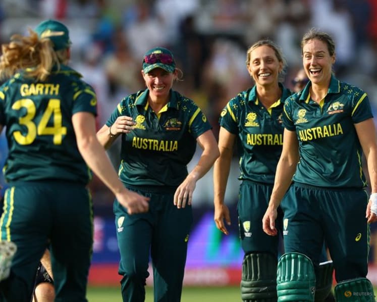 Australia dominate England to win T20 World Cup
