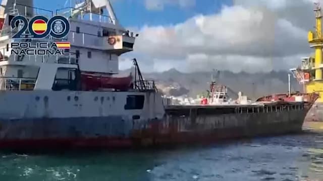 盐船藏近十吨毒品 西班牙破获公海最大宗可卡因走私案