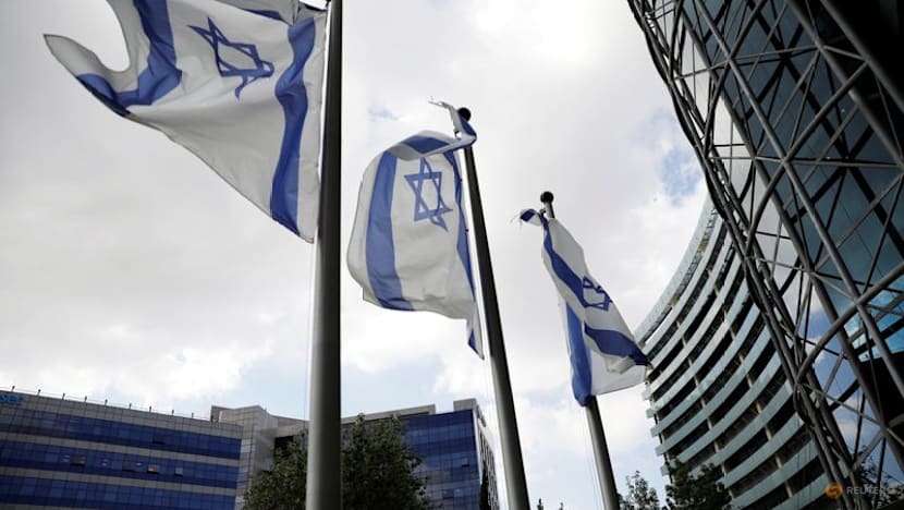 Nearly half of Israeli tech startups incorporate abroad, survey finds