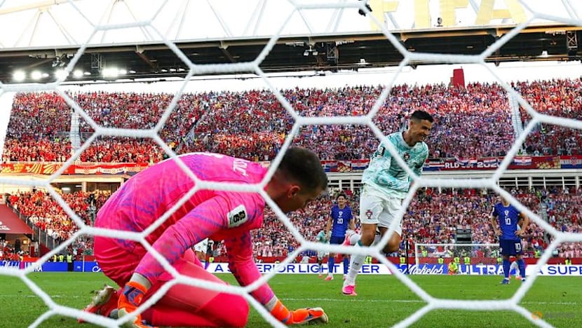 Portugal survive late drama to beat Croatia and reach World Cup last 16