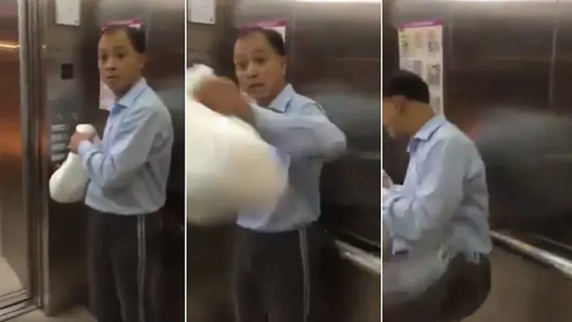 Lelaki hina pekerja binaan India di Lapangan Terbang Changi dijel, didenda