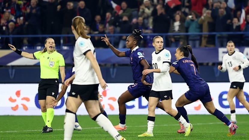 Germany advance to Women's Nations League final after draw with France