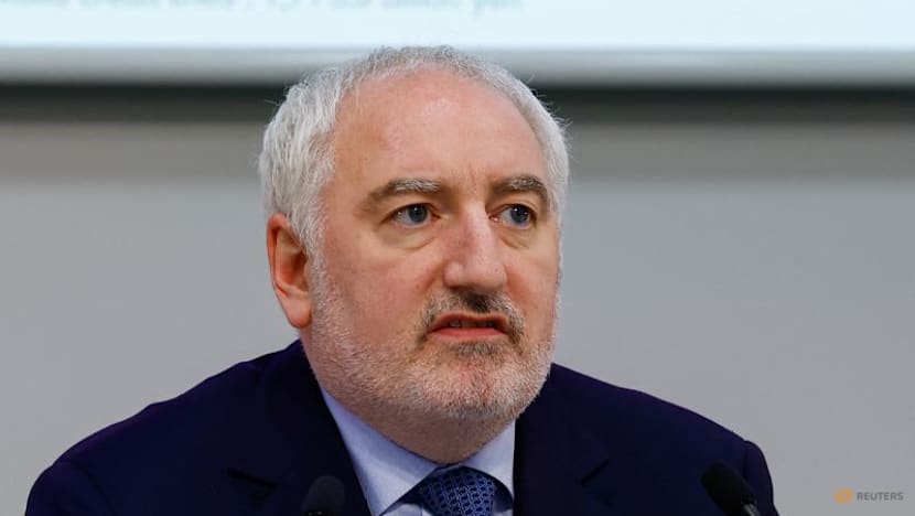 Nissan CFO Papin to step down, executive Leondis to succeed 