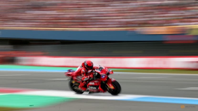 Marc Marquez wins Dutch Grand Prix but brother Alex crashes out Marc Marquez wins Dutch Grand Prix but brother Alex crashes out