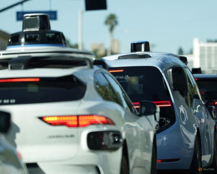 New York Governor Hochul pulls robotaxi pilot expansion proposal