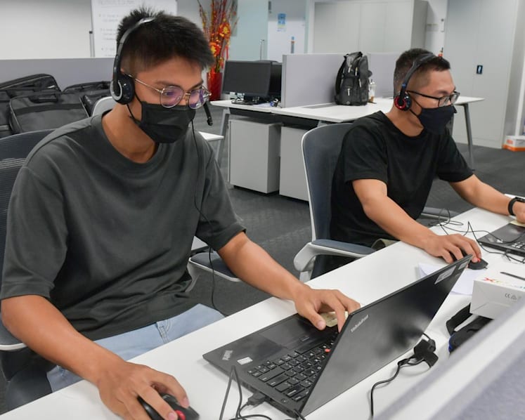 Singapore Army to deploy 100 soldiers to help MOH deal with COVID-19 Omicron surge