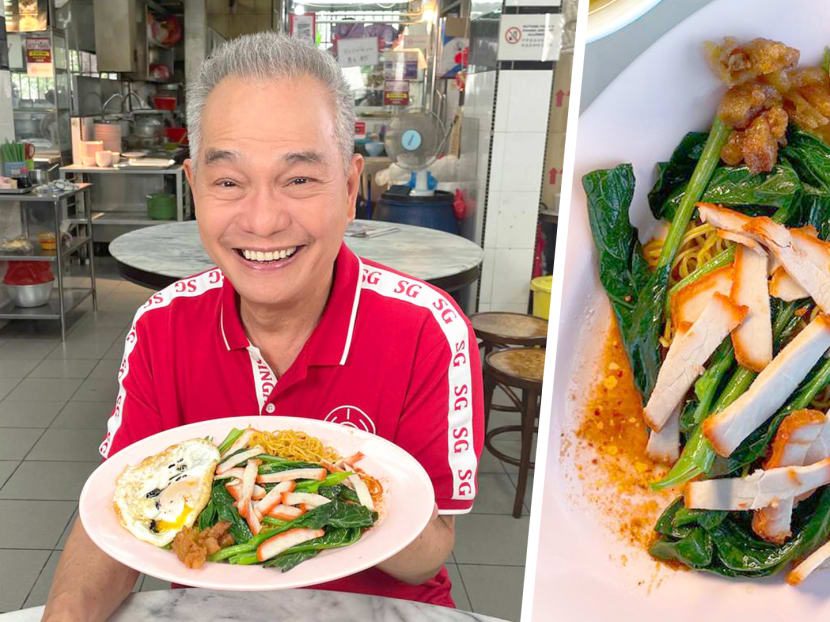 Try this 'Richard Low wonton mee' with sunny side up egg at nameless stall in Bukit Merah