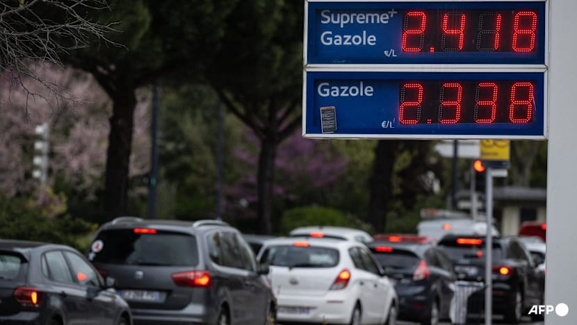 Five EU nations urge tax on energy firms' windfall profits