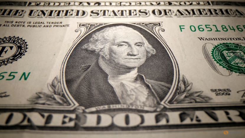Dollar weakens amid soft labor US data
