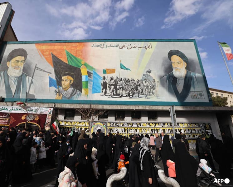 Iran reopens airspace after temporary closure forced flights to reroute  