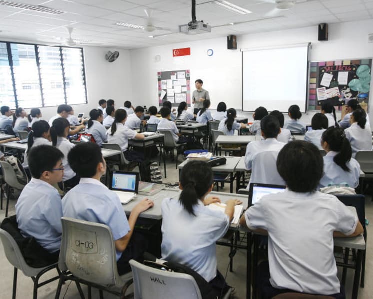 Conduct large-scale study to assess benefits of small class sizes in schools: NCMP