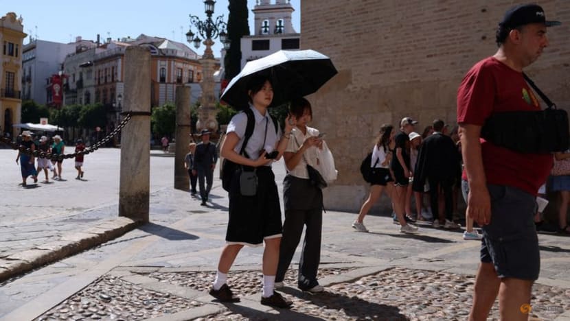 Heatwaves in Spain caused 1,180 deaths in past two months, ministry says Heatwaves in Spain caused 1,180 deaths in past two months, ministry says