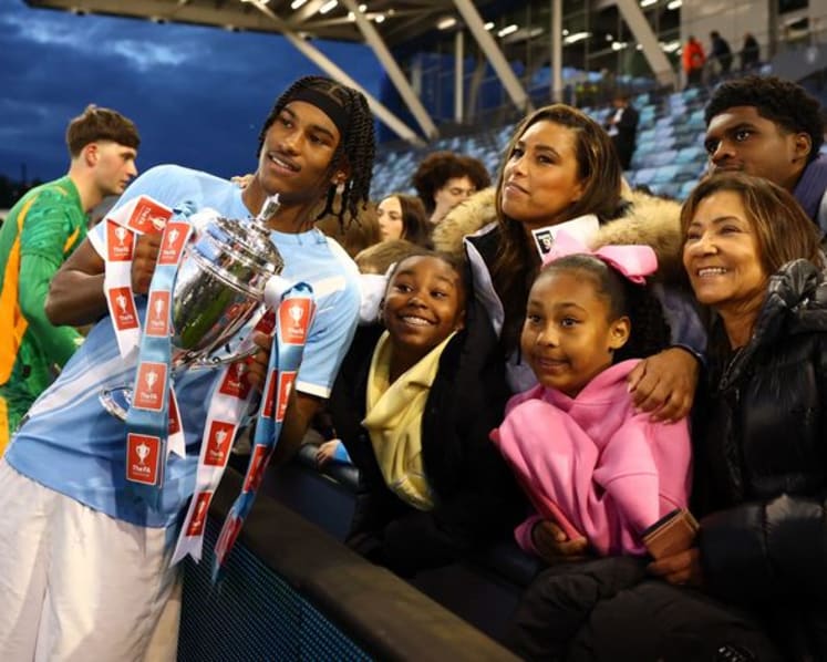 Late Heskey strike spurs Manchester City to victory in FA Youth Cup