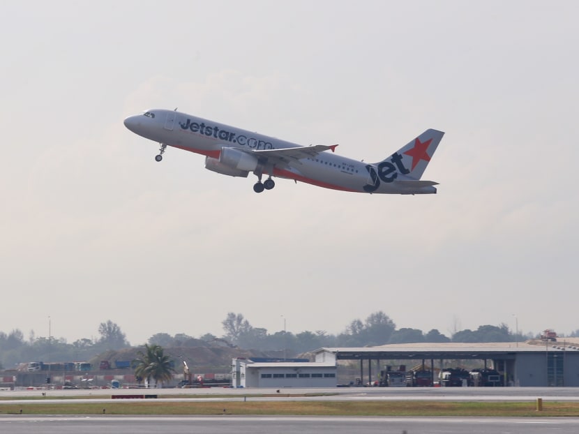 Budget carrier Jetstar Asia will suspend its operations from March 23 to April 15 amid the Covid-19 pandemic. Budget carrier Jetstar Asia will suspend its operations from March 23 to April 15 amid the Covid-19 pandemic.