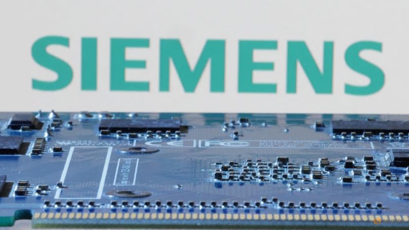 Shareholder adviser ISS wants to block virtual AGMs at Siemens