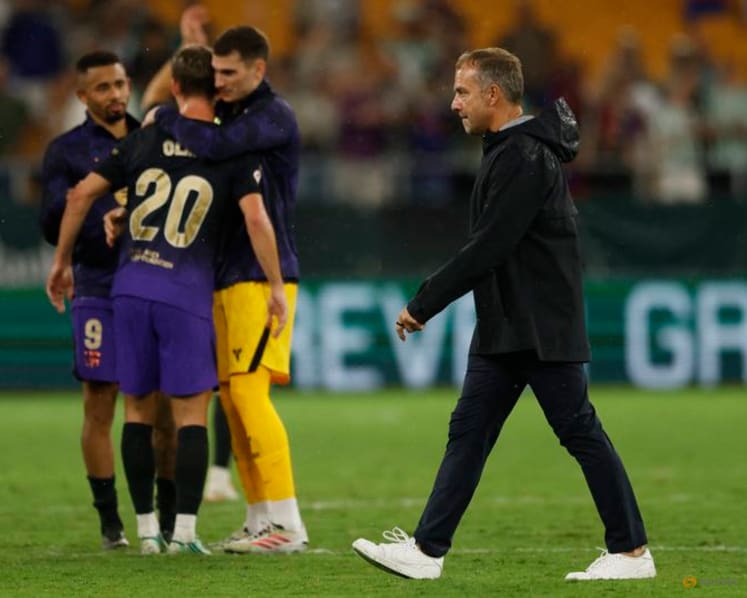 Barcelona hit by double injury blow before PSG trip
