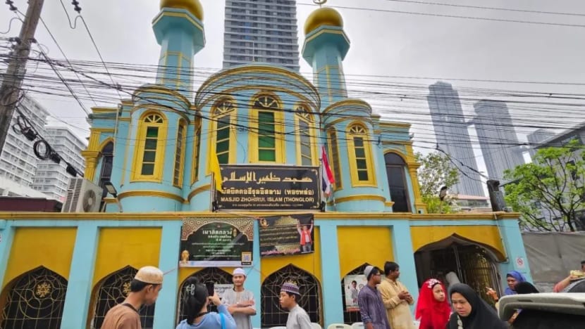 Umat Islam Bangkok sambut 1 Syawal dalam suasana suram susuli gempa