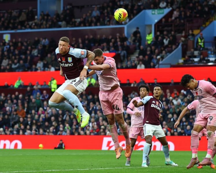 Man City outclass Liverpool to cut Arsenal's lead, Aston Villa on the up