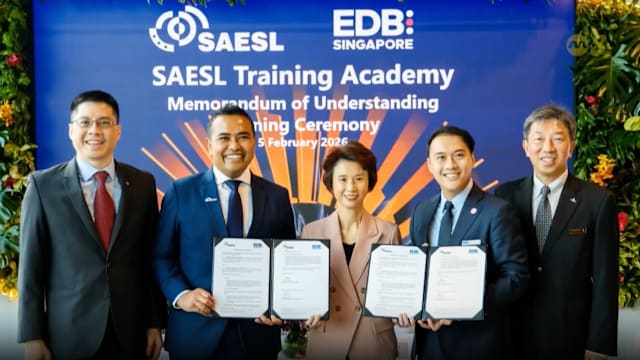 SAESL签署两项备忘录 设培训学院培育航空人才