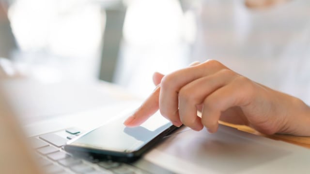 还在用一根手指发短信的，都是些什么人?