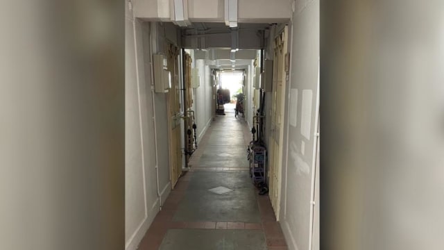 64岁独居男子卧尸组屋单位 尸体发臭才被发现