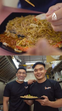 S$800 monthly bonus for selling hokkien mee