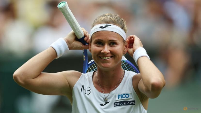 Sabalenka sees off Bouzkova to reach Wimbledon third round