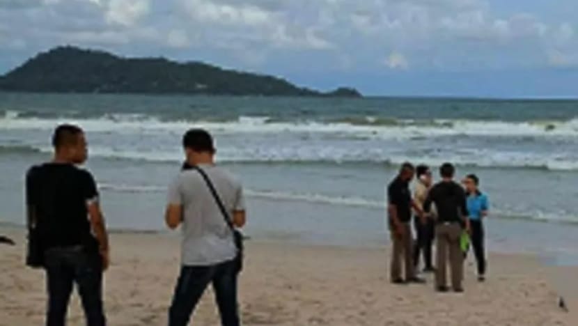 Pelancong Rusia mati lemas di pantai Patong, Phuket Pelancong Rusia mati lemas di pantai Patong, Phuket