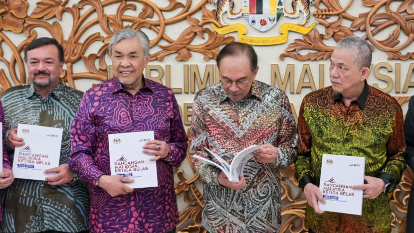 Malaysia’s new 5-year development roadmap sees slower economic growth, pledges to tackle living costs Malaysia’s new 5-year development roadmap sees slower economic growth, pledges to tackle living costs