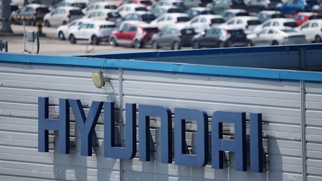 韩国现代汽车因安全气囊问题 在美国召回近57万辆运动型多用途车