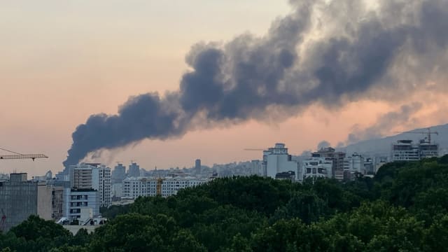 电视台遭以色列空袭 伊朗主播急逃命