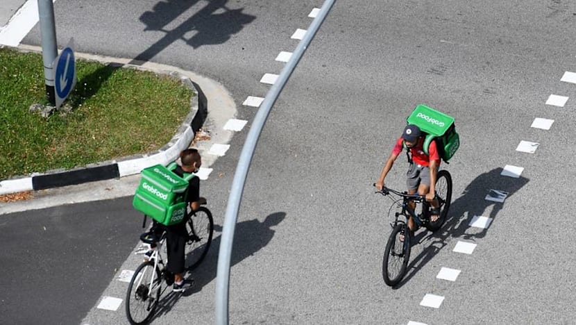 Grab rider demands S$10 tip for large KFC order, woman feels threatened — image 2