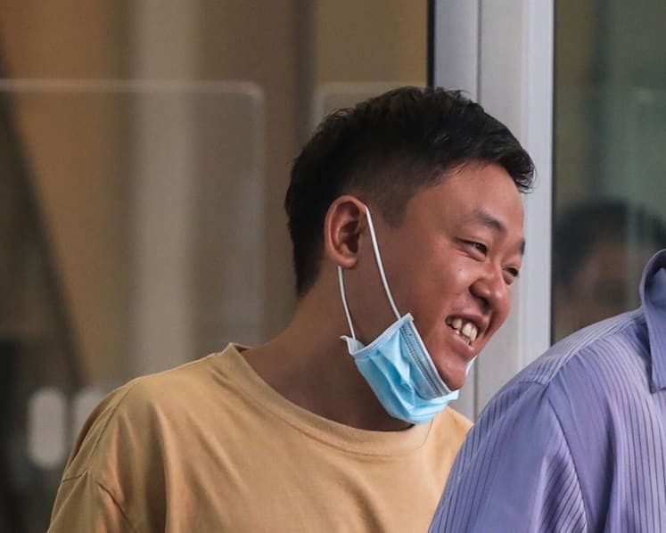 Man working for illegal money changer gets jail for snatching S$30,000 from client at Jurong Point mall