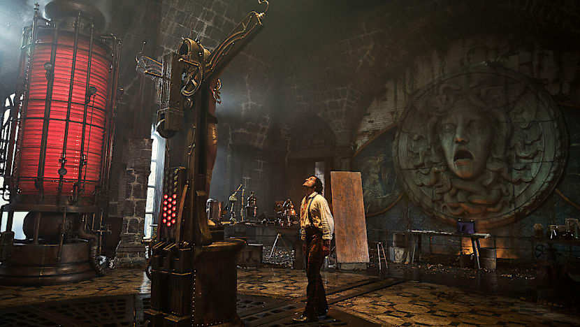 Frankenstein versi Guillermo del Toro: Kisah cinta, kesepian, dan ambisi manusia taklukkan kematian