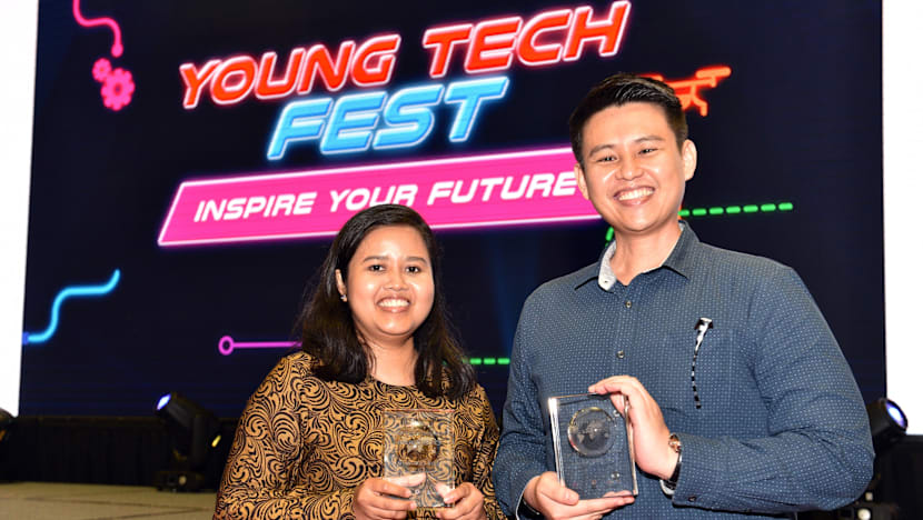 Two teachers win award for innovative lessons in computing