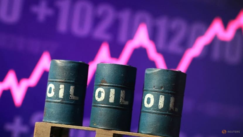 Oil advances with Middle East in focus, equities rise slightly 