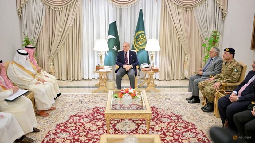 Saudi Arabia backstops Pakistan with $3 billion as UAE debt looms