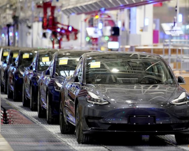 China launches biggest ever auto recall campaign over door handle safety 