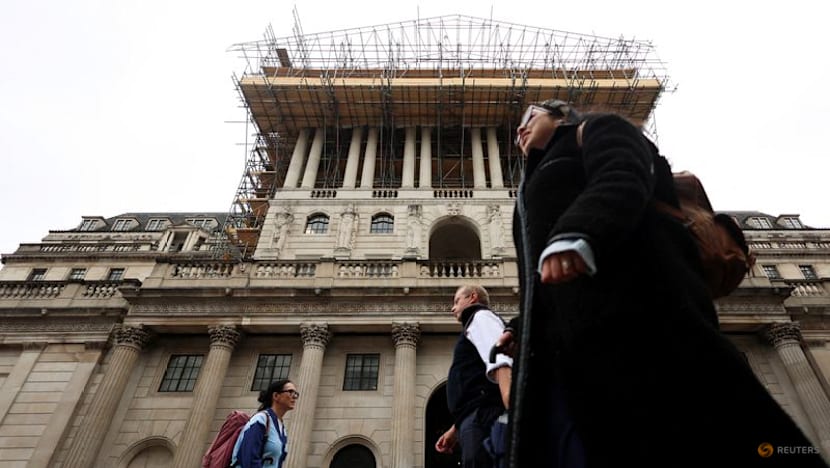 Bank of England faces calls from UK lawmakers to ease stablecoin plans
