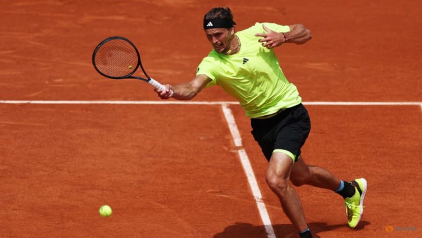 Sinner sends Gasquet into retirement, Djokovic marches on