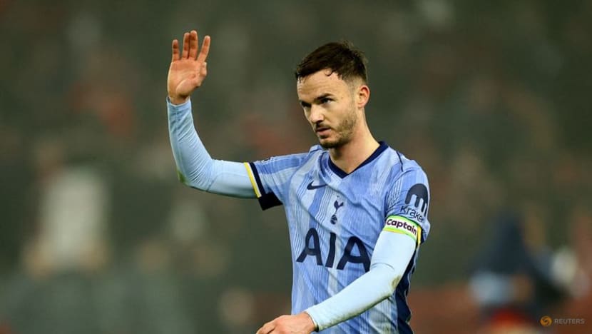 Spurs boss Postecoglou has no problem with Maddison's darts outing