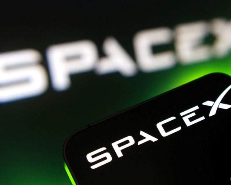 SpaceX IPO running at two times oversubscribed, sources say