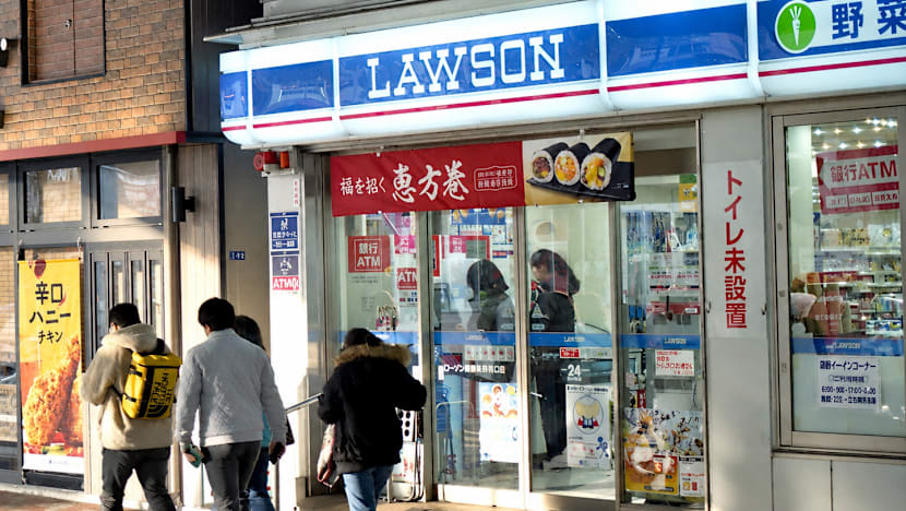 Pickle-flavoured tart? AI inspires Japan's convenience stores
