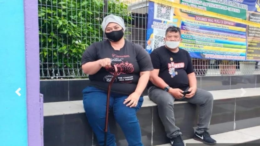 Pengundi ghairah, datang awal sebelum pusat mengundi dibuka Pengundi ghairah, datang awal sebelum pusat mengundi dibuka